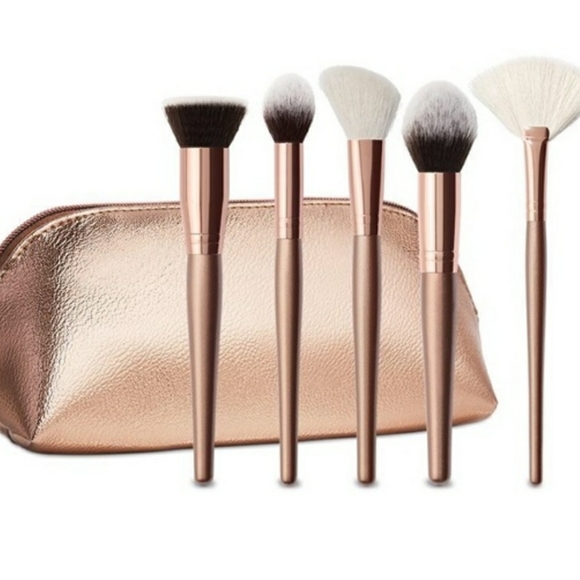 Morphe Complexion Goals Foundation Brush Set and C - Picture 4 of 10